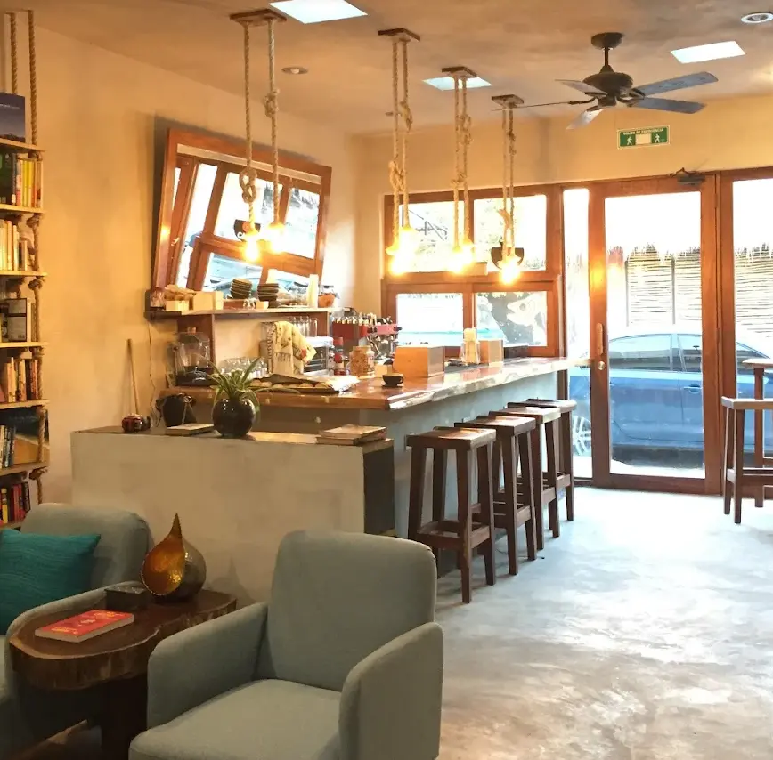 Cara Feliz café in Tulum