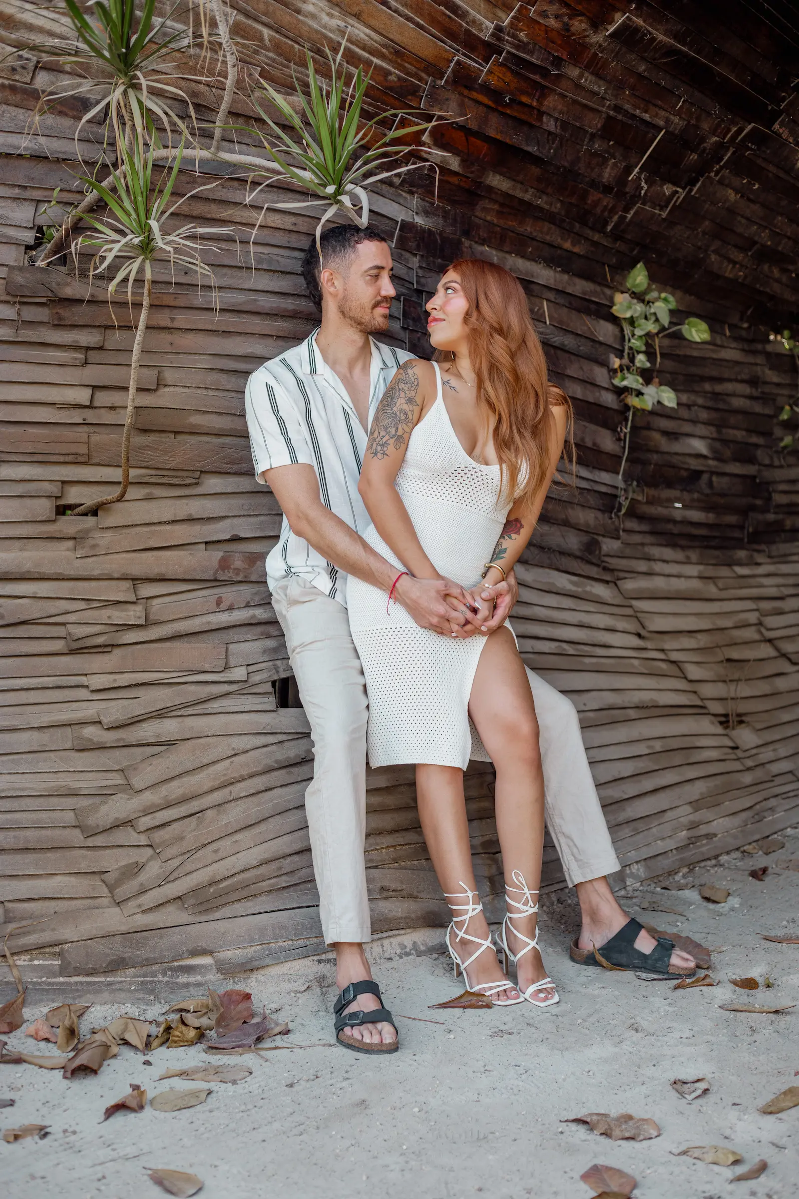 Couple photoshoot in Tulum on the beach at golden hour